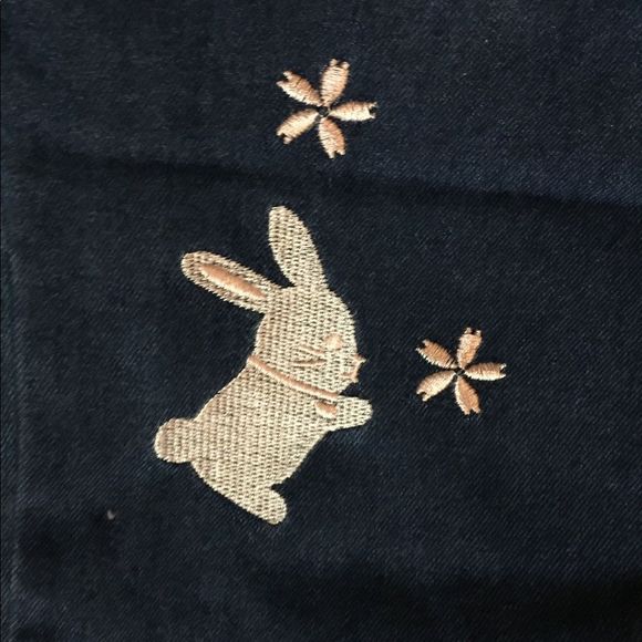 Rabbit Embroidered Straight Leg Jeans-New!! - Picture 7 of 9